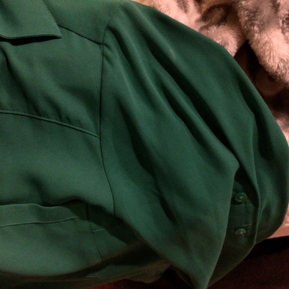 Express button down - Picture 4 of 4